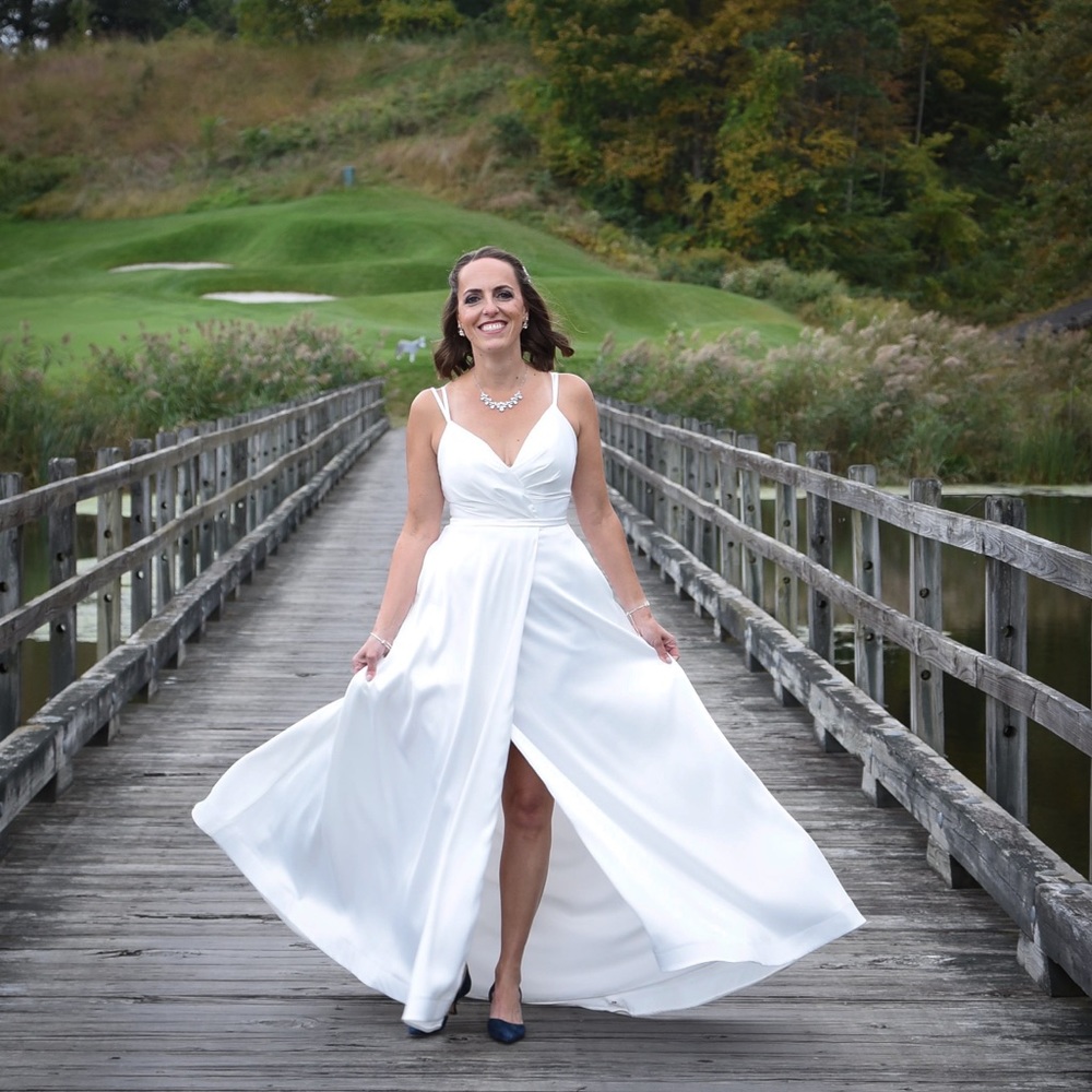 Meet your Posher, Laura